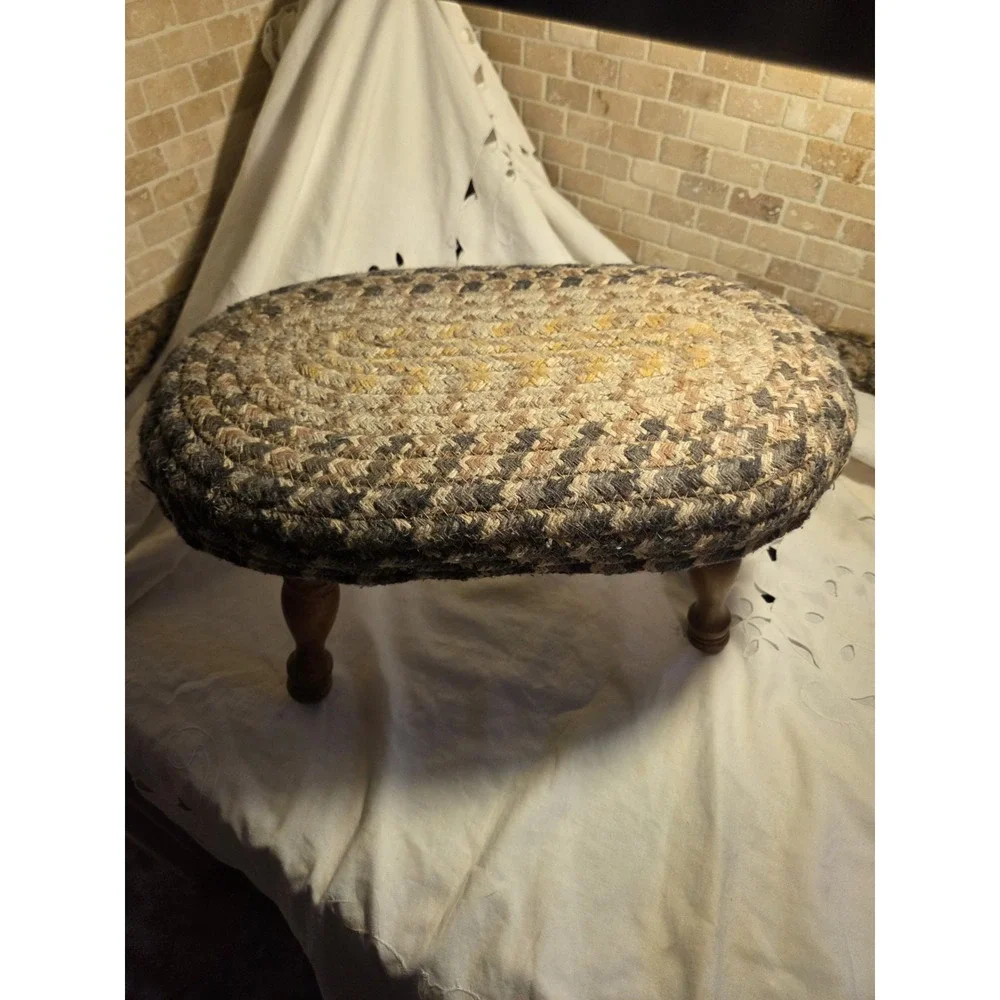 Oval Braided Upholstered Footstool Ottoman with Turned Wood Legs primitive Style